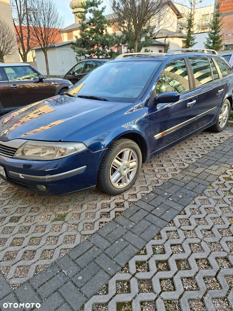 Renault Laguna - 1