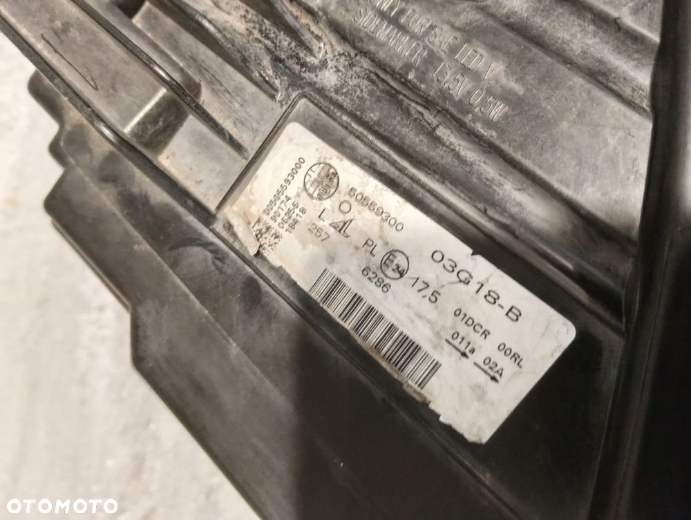 Alfa Romeo Stelvio XENON PRZÓD STRONA LEWA  03G18-B 50559300 - 4