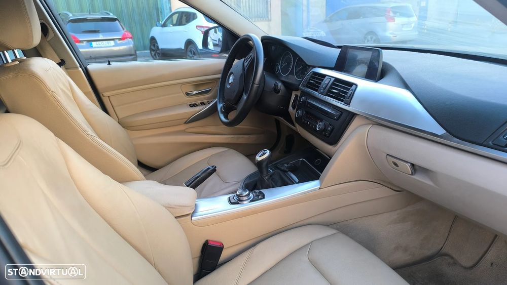 BMW 318 d Touring Line Luxury - 5