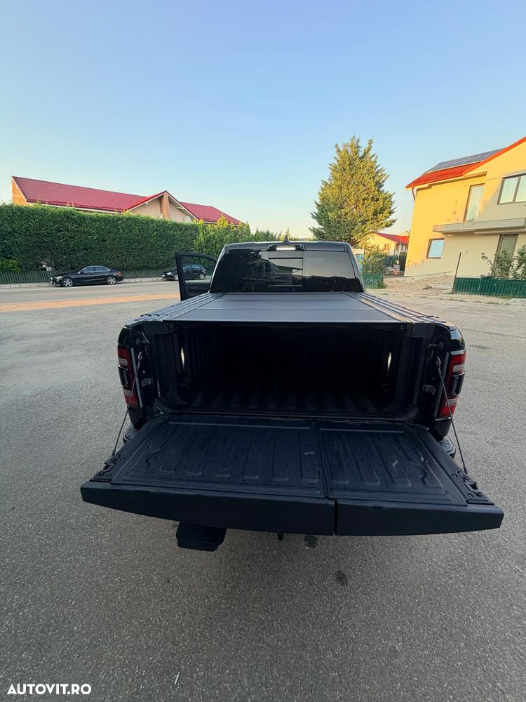 Dodge RAM - 24