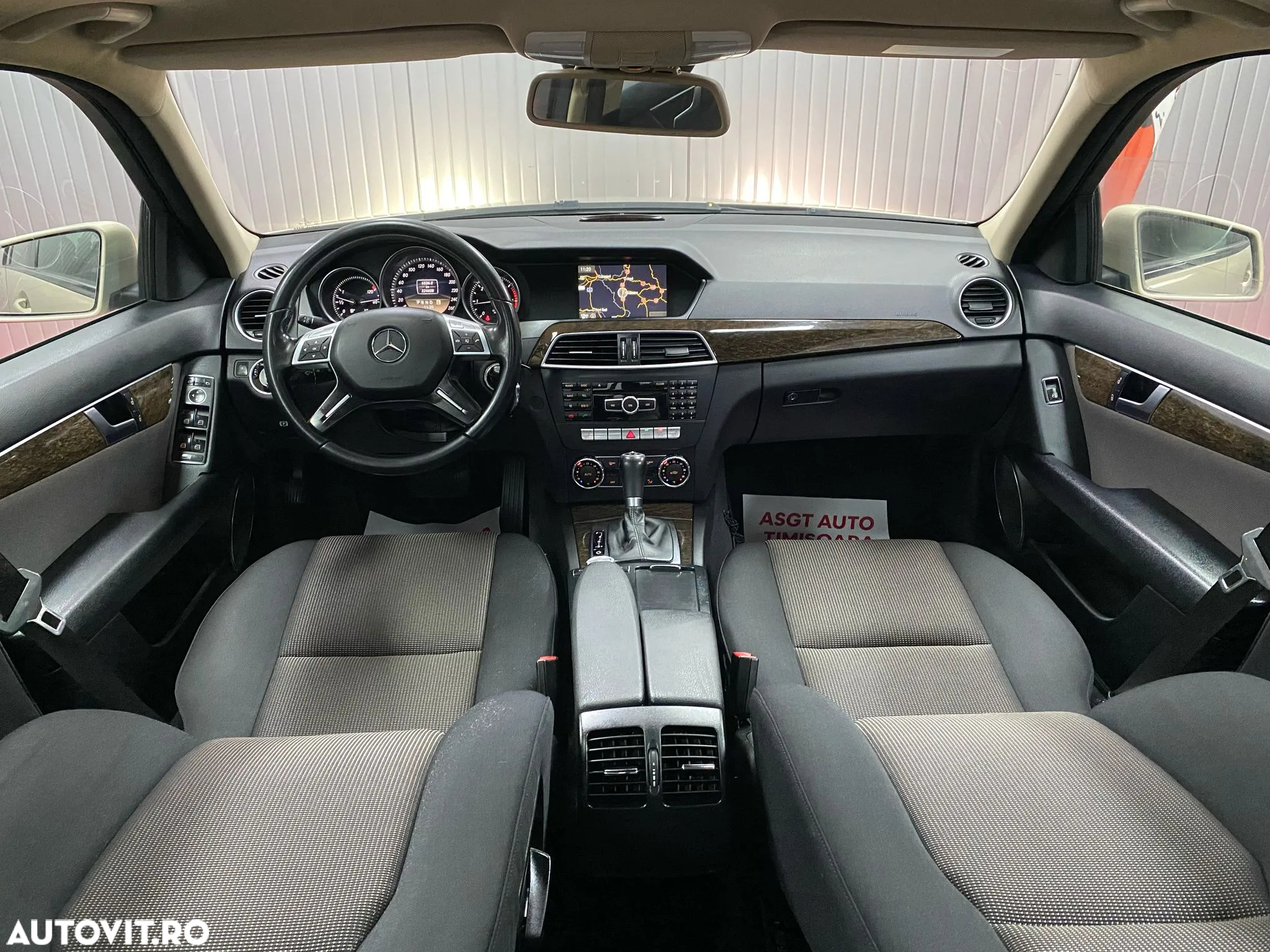 Mercedes-Benz C - 5