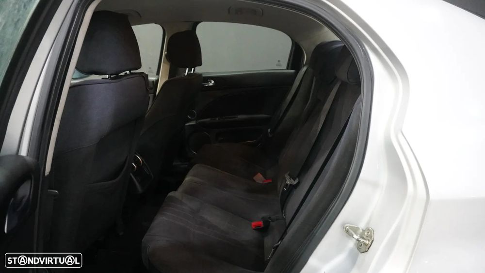 Alfa Romeo 159 1.9 JTD 16V Distinctive - 10