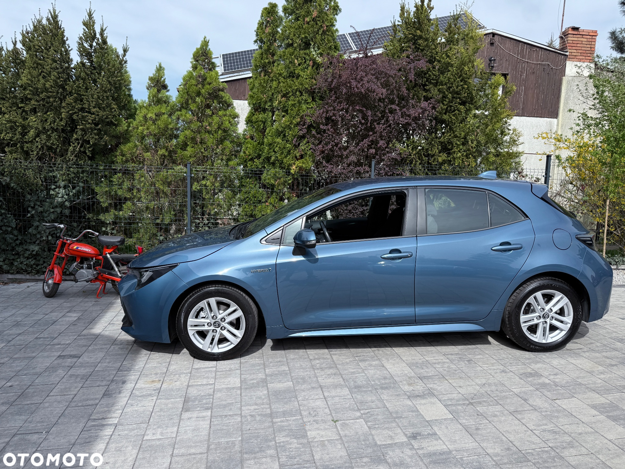 Toyota Corolla - 2