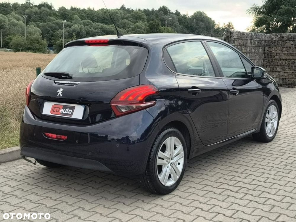 Peugeot 208 - 7