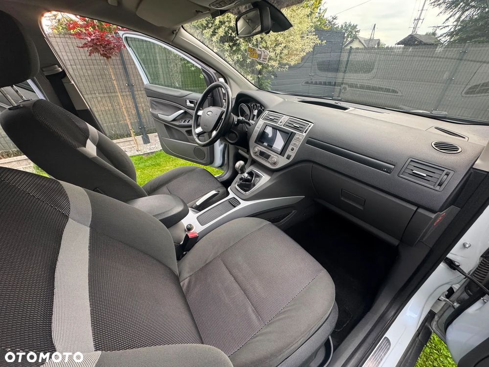 Ford Kuga 2.0 TDCi Titanium - 9