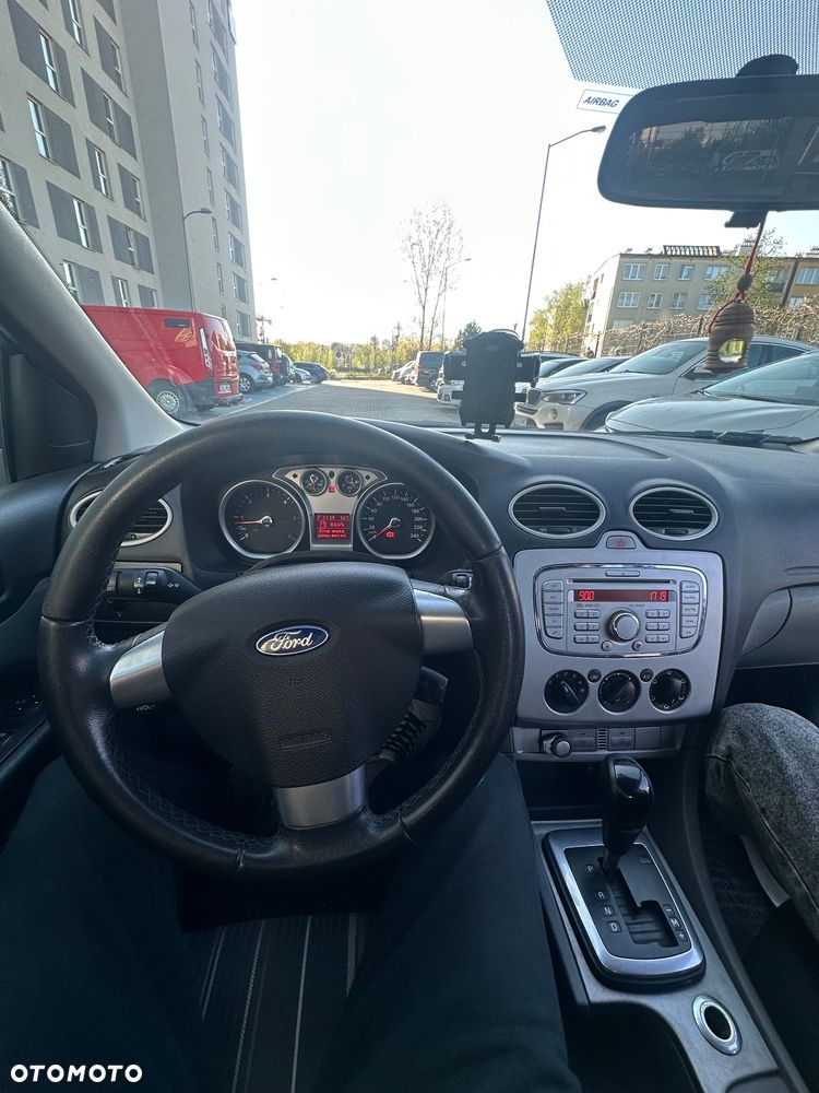 Ford Focus 2.0 TDCi Ghia - 9