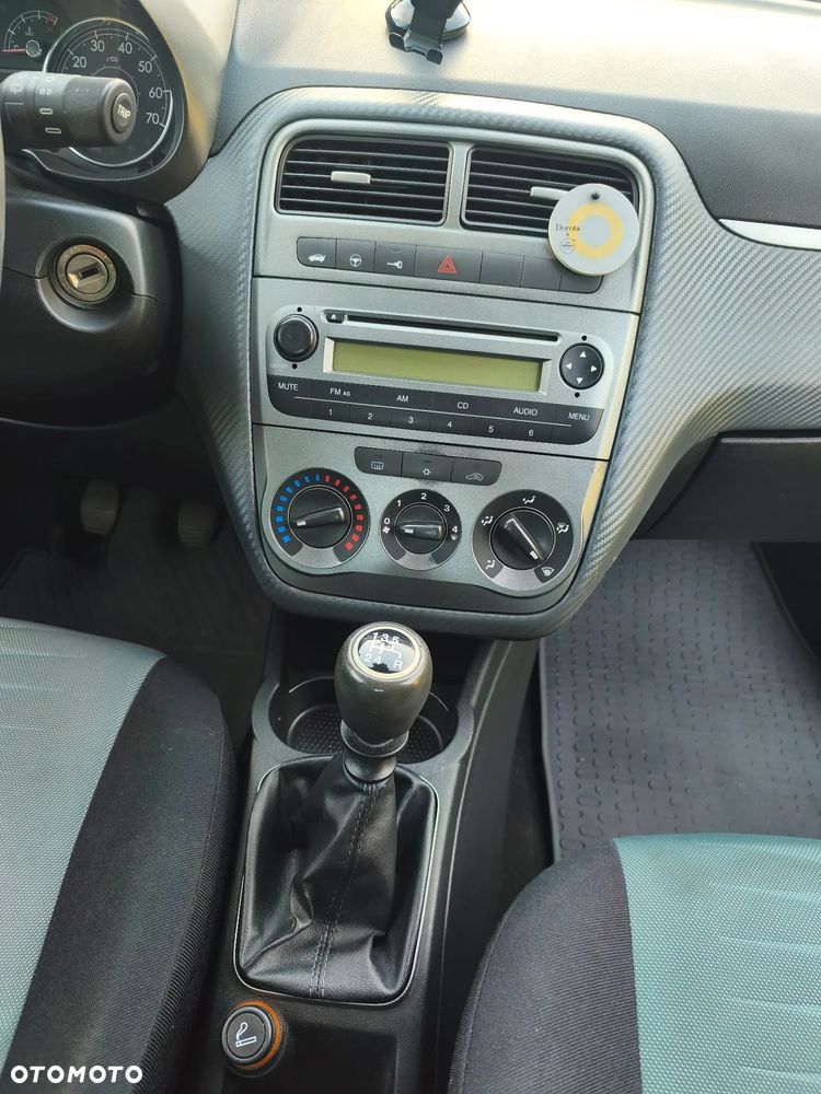 Fiat Grande Punto - 7