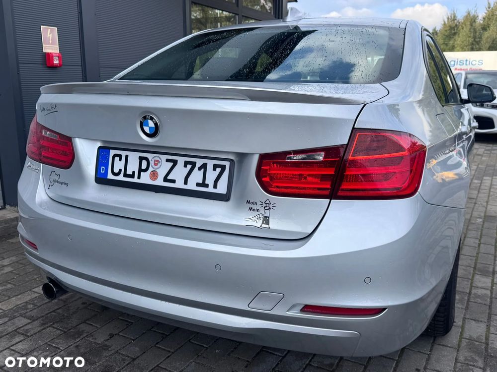 BMW Seria 3 316d Sport Line - 27