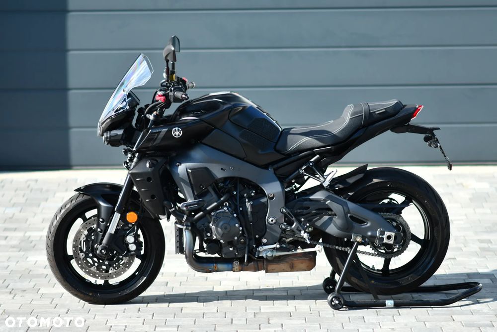 Yamaha MT - 7