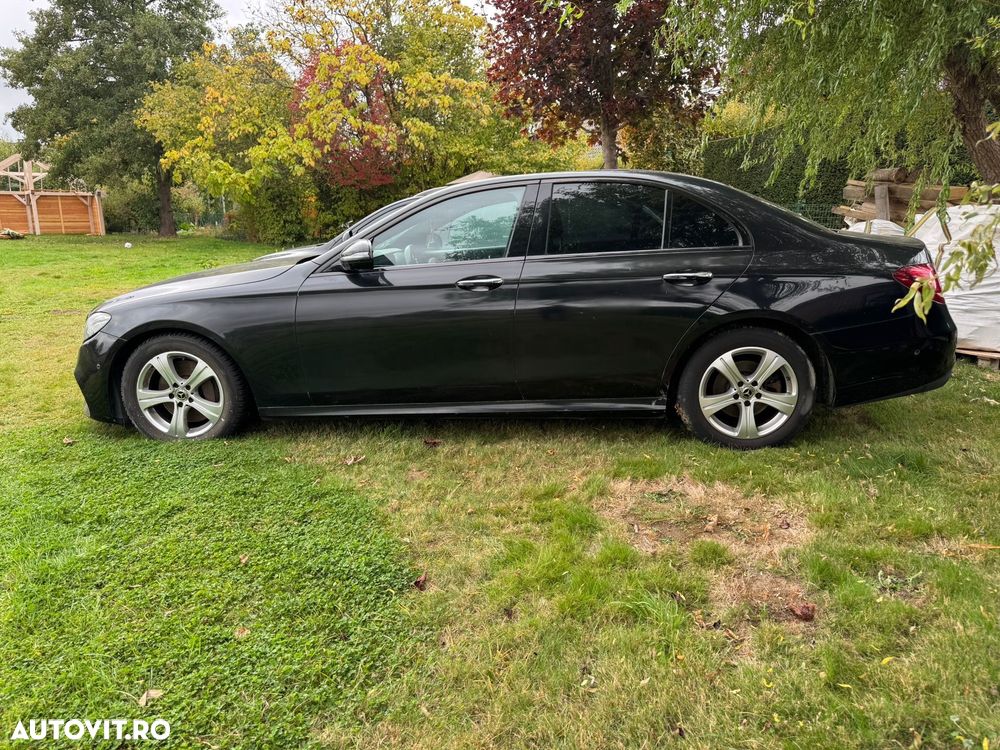 Mercedes-Benz E - 3