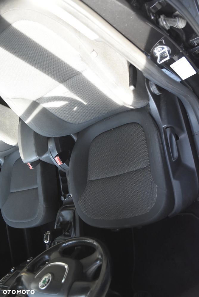Skoda Yeti 2.0 TDI Ambition PLUS EDITION - 16
