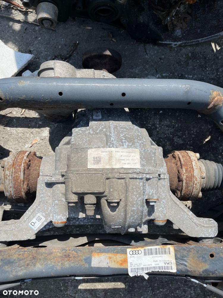 Zwrotnica tył prawa lewa Kompletna strona AUDI Q7 SQ7 4m - 3