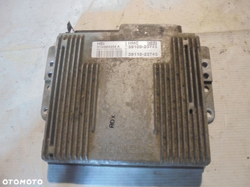 HYUNDAI STEROWNIK SILNIKA H103955255A 39100-23745