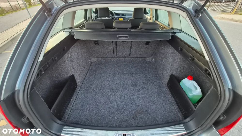 Skoda Superb 1.6 TDI Elegance Greenline - 19