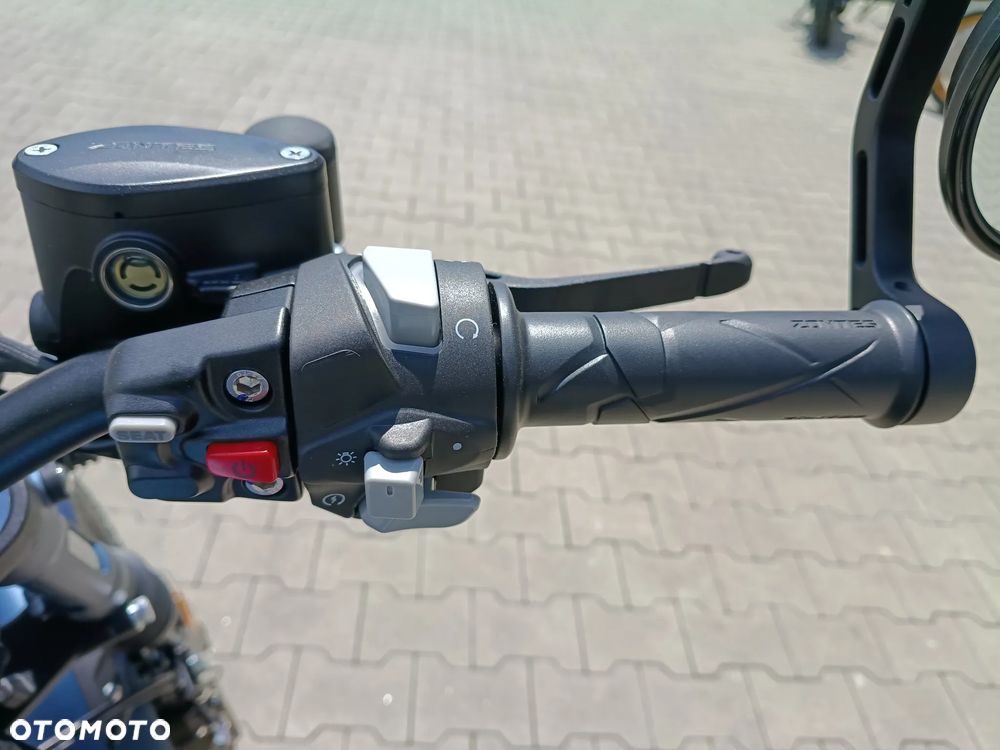 Zontes 125 C2 - 8