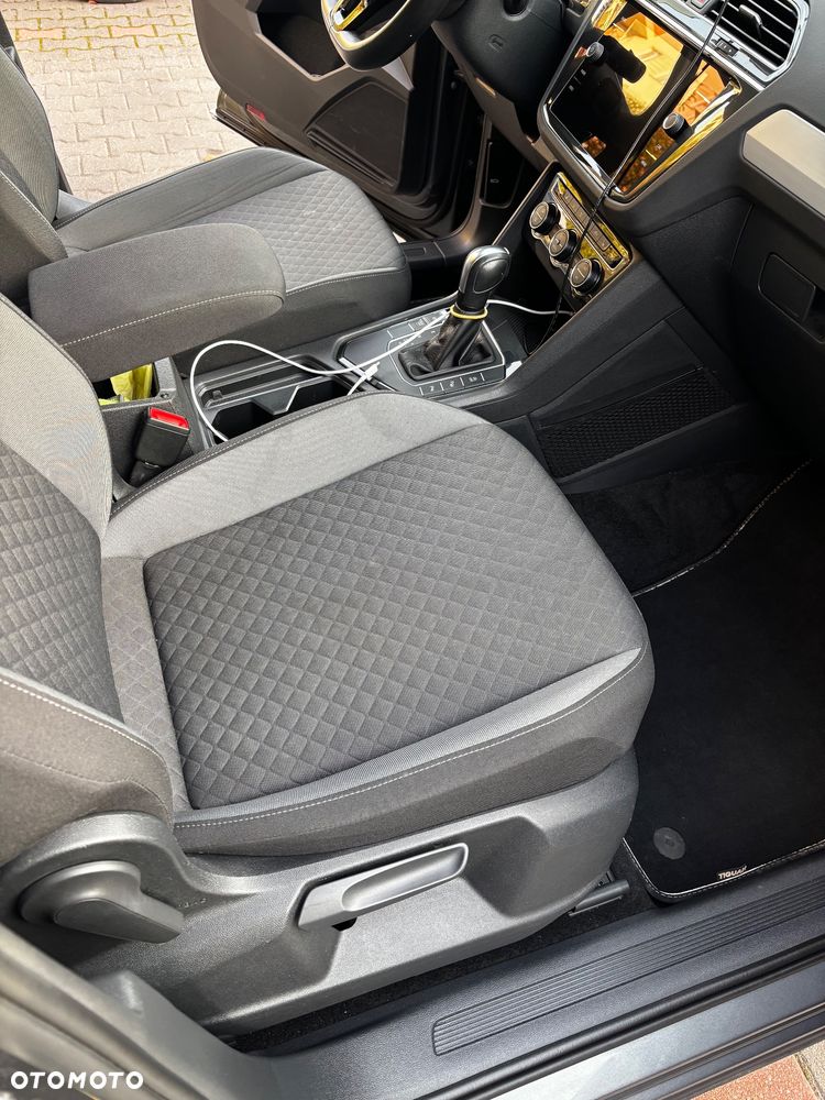Volkswagen Tiguan - 5