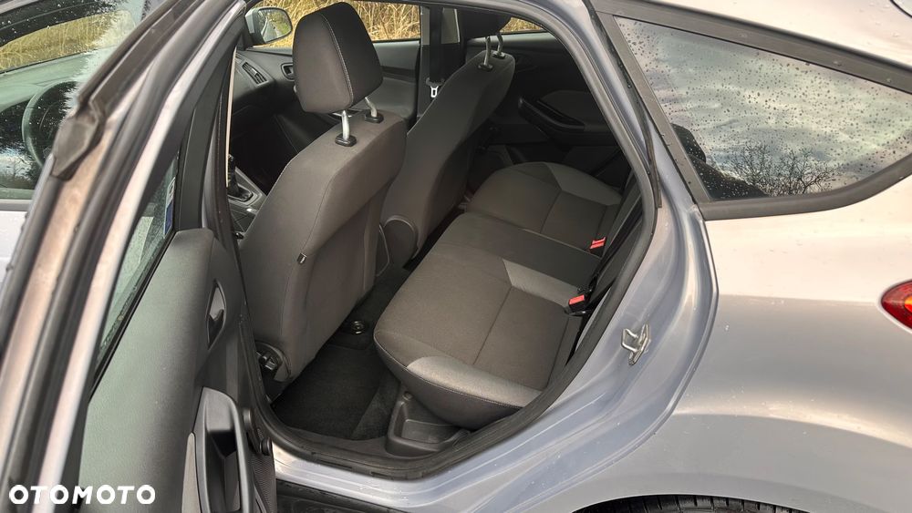 Ford Focus 1.6 Ambiente - 15