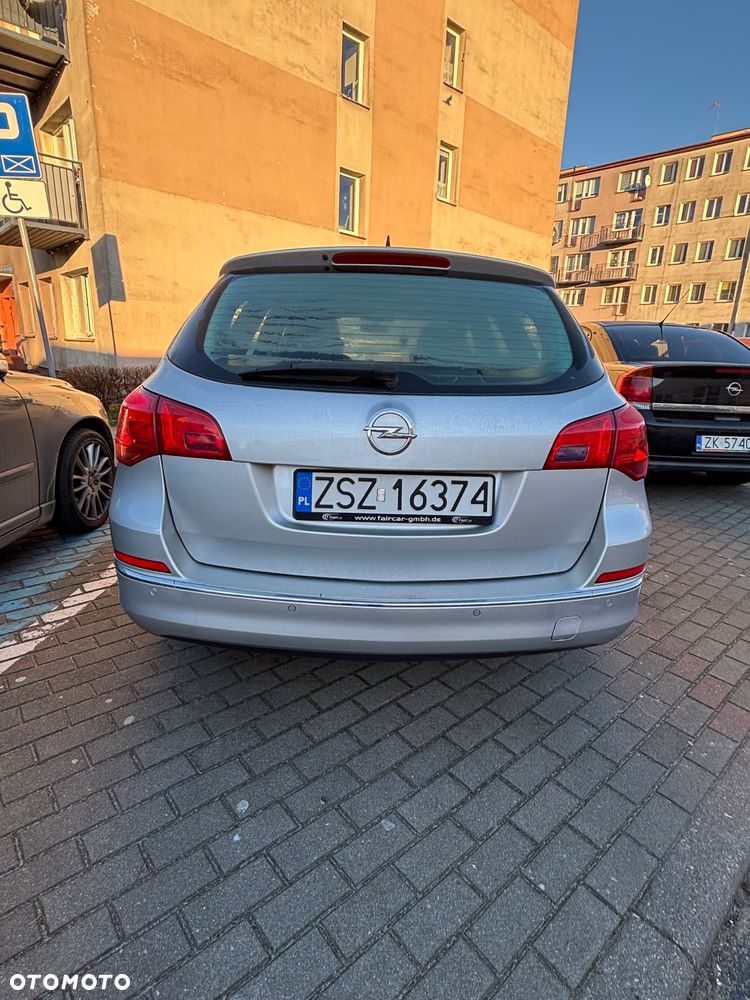 Opel Astra 1.7 CDTI DPF Style - 11