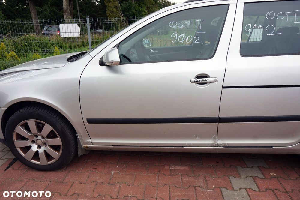 DRZWI PRZEDNIE LEWE OCTAVIA II 1Z3 KOMBI 9102  SREBRNY SKODA 2004-2008 - 2
