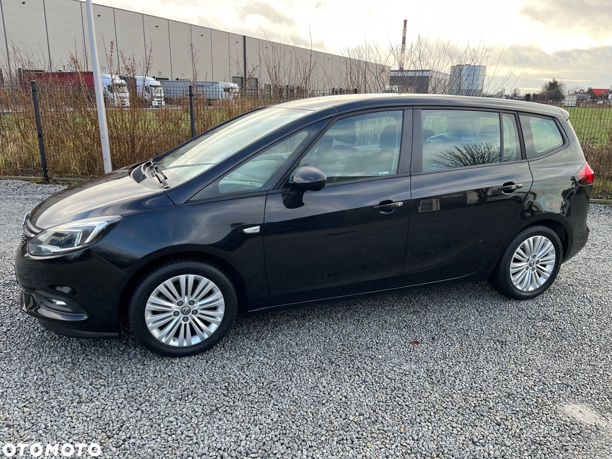 Opel Zafira 1.4 Turbo (ecoFLEX) Start/Stop Active - 4