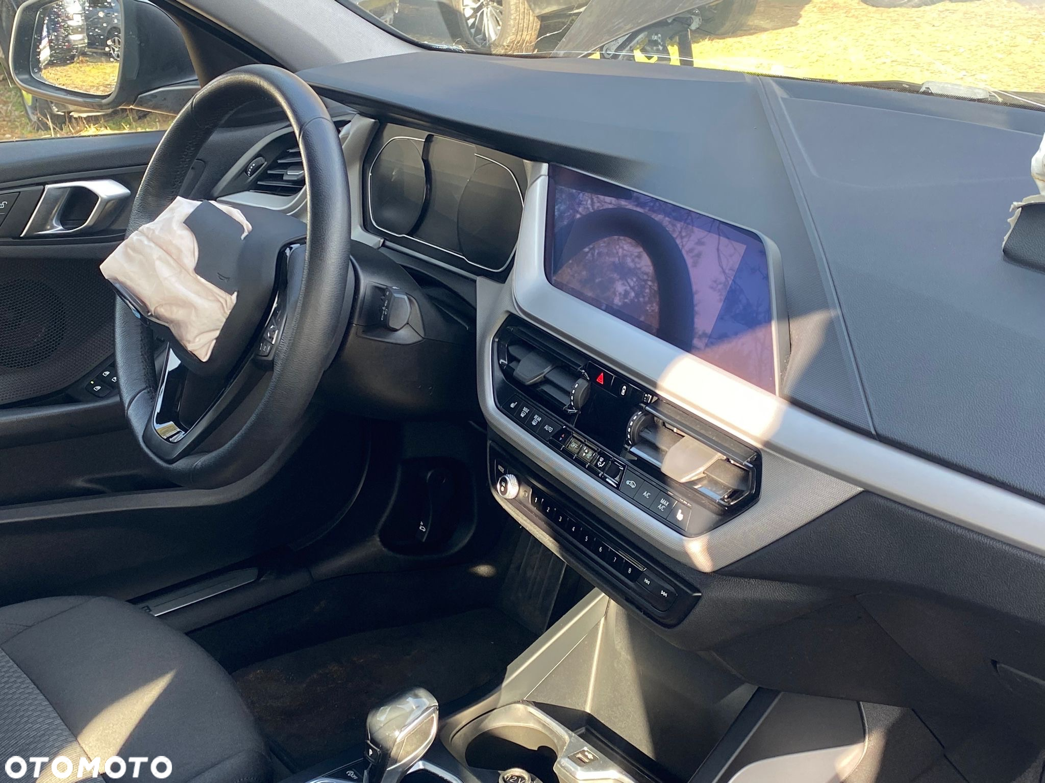 BMW Seria 1 118i - 12
