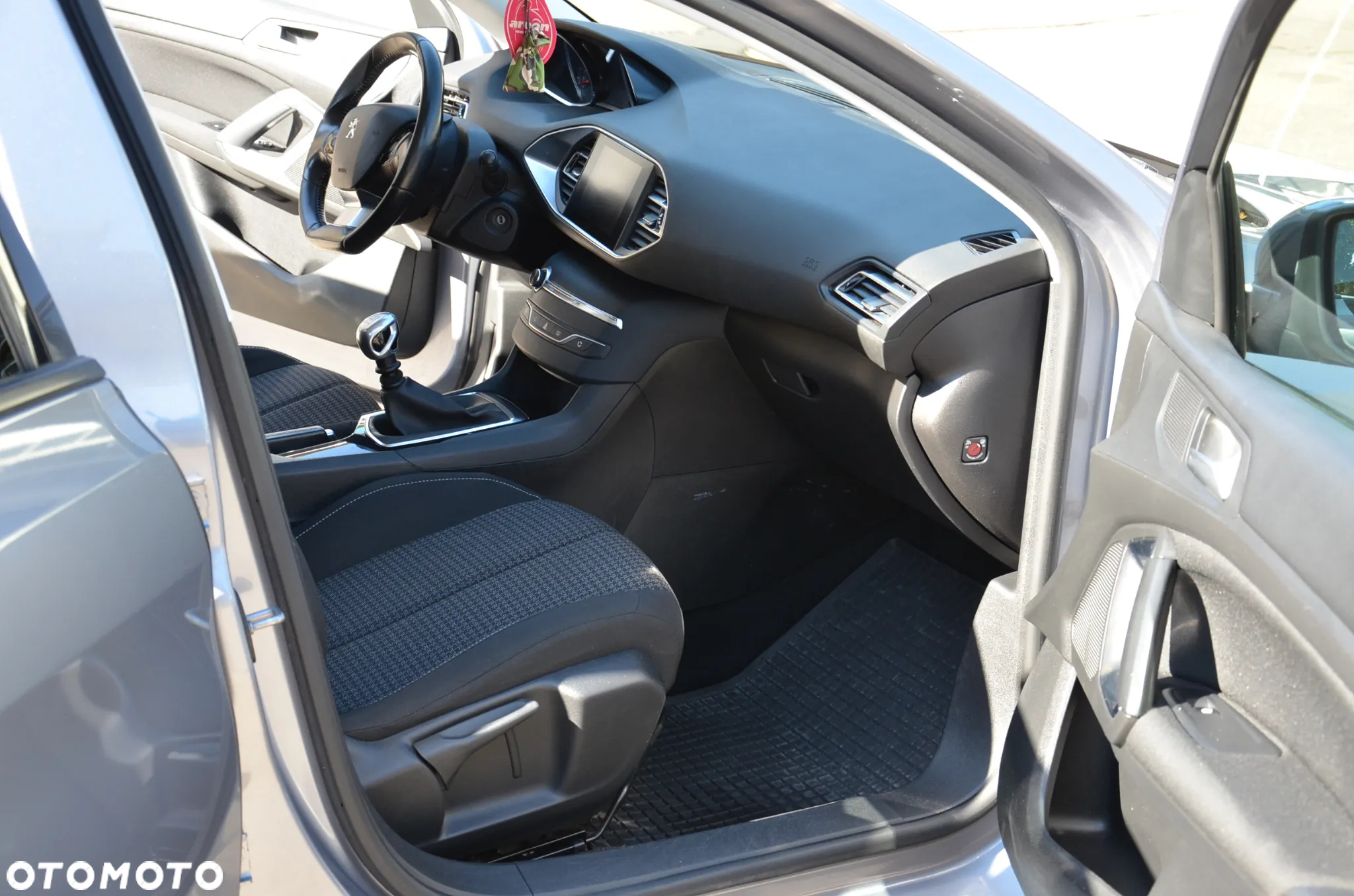 Peugeot 308 SW 1.5 BlueHDi Business Line S&S - 10