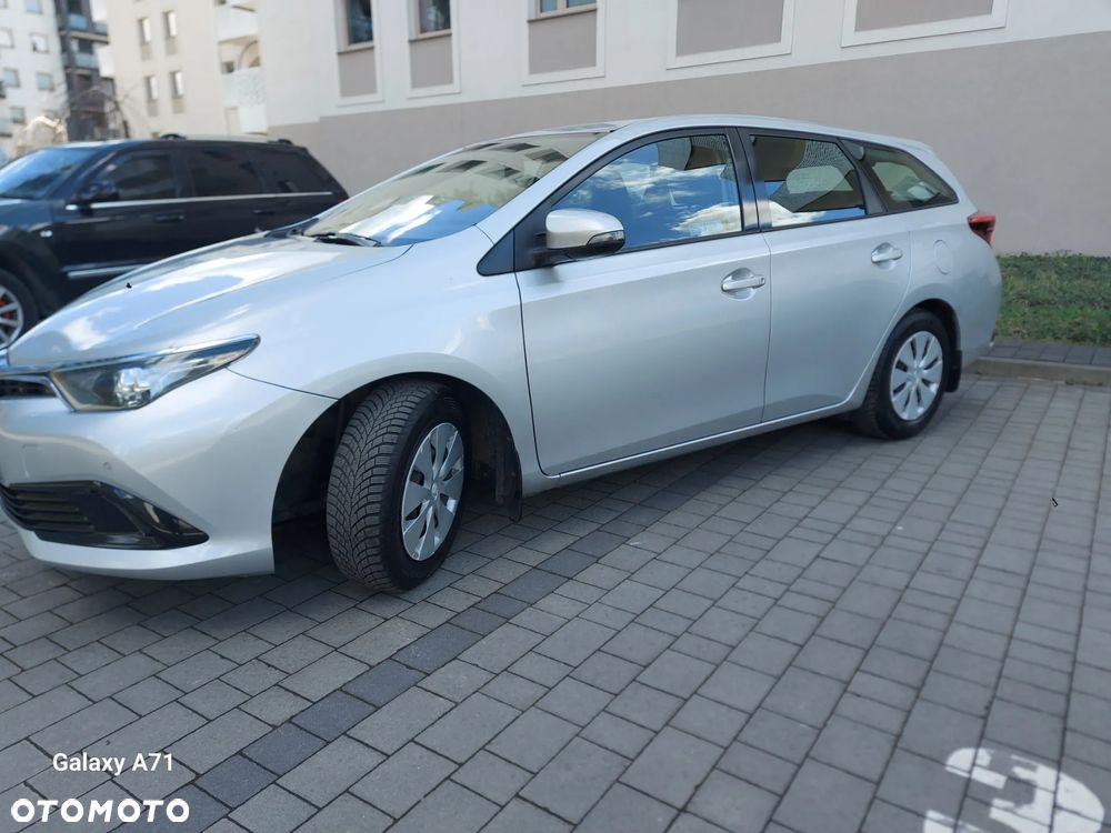 Toyota Auris 1.4 D-4D Active - 12