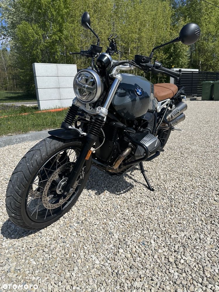 BMW R - 9