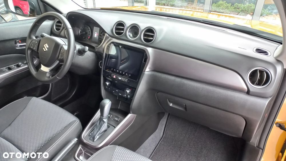 Suzuki Vitara 1.4 Boosterjet mHEV Premium Plus 2WD - 29