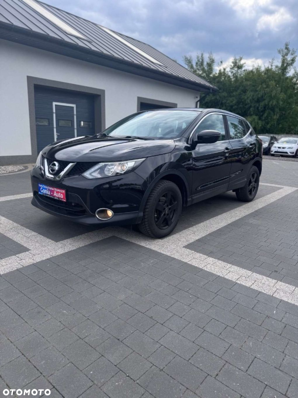 Nissan Qashqai - 2