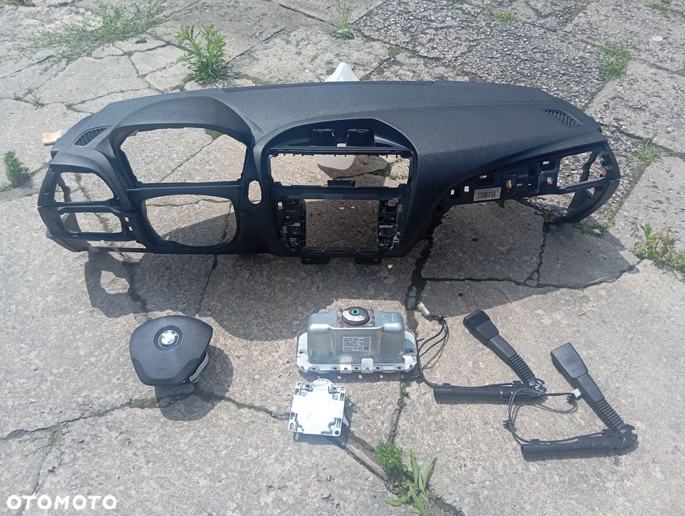 BMW 3 F30 1 F20 F31 F 32 F34 deska rozdzielcza konsola kokpit airbag Europa USA - regeneracja - 2