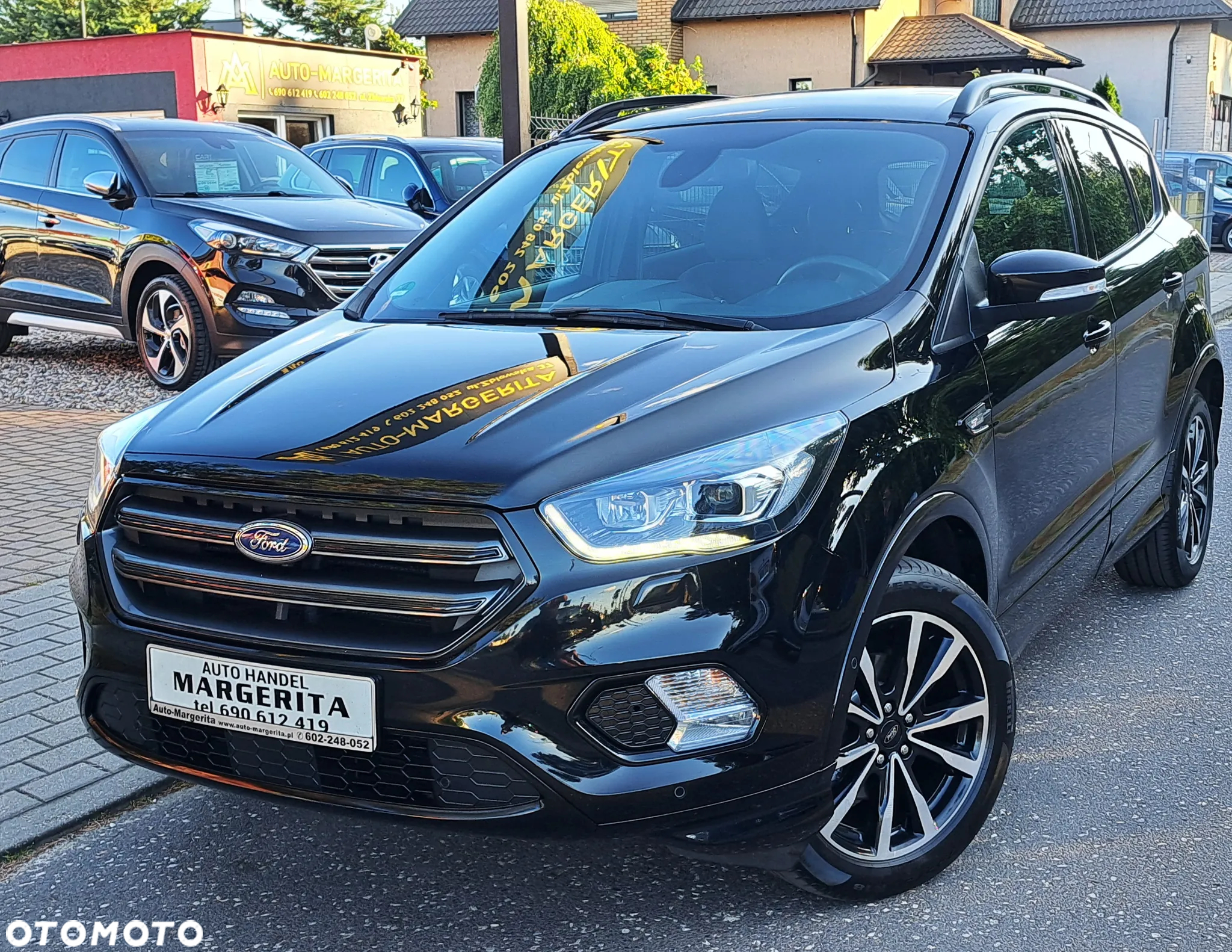 Ford Kuga 1.5 EcoBoost 2x4 ST-Line - 11
