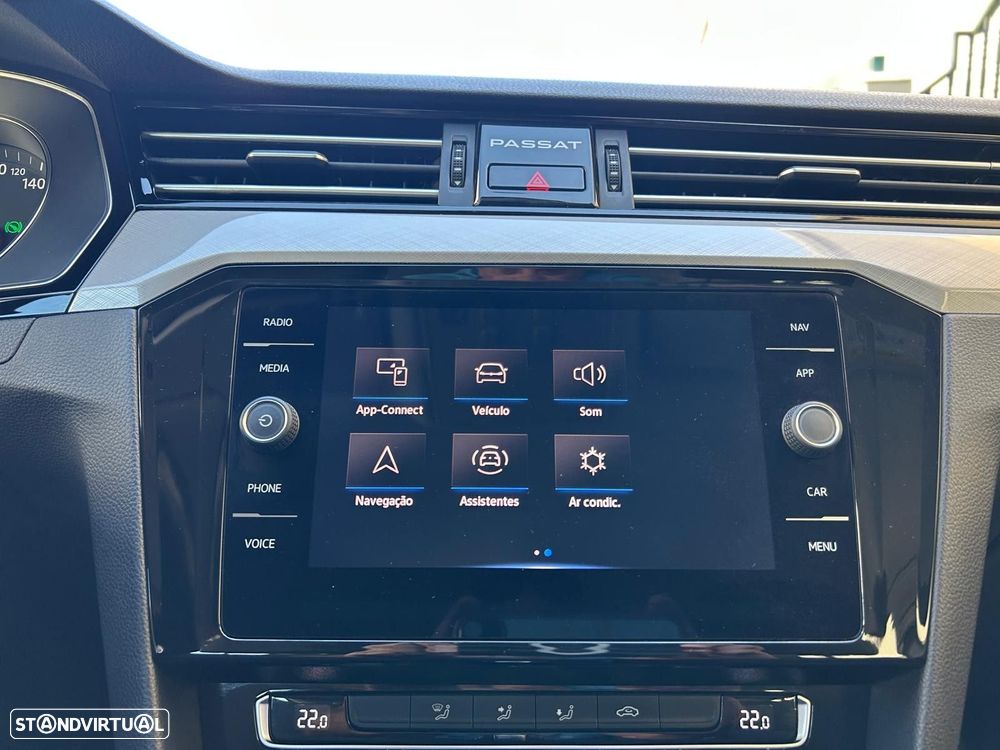 VW Passat Variant 1.6 TDI Confortline DSG - 37