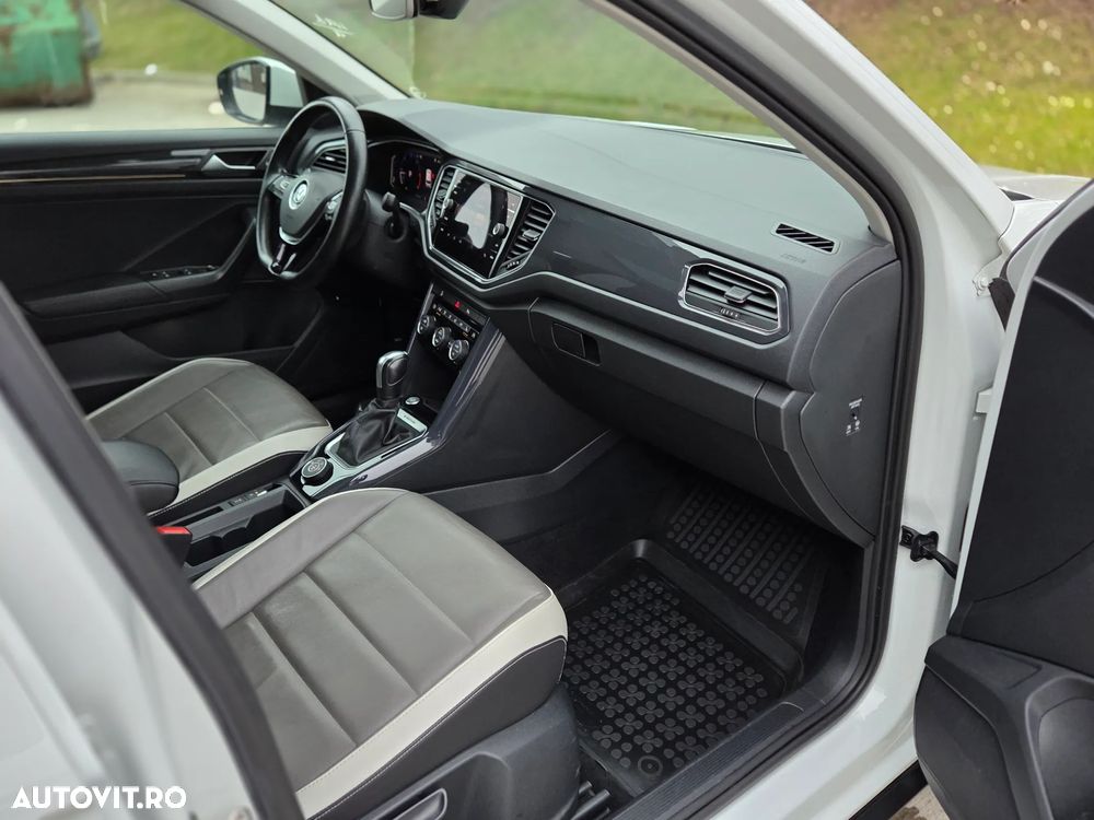 Volkswagen T-Roc 2.0 TDI SCR 4MOTION DSG R-Line - 17