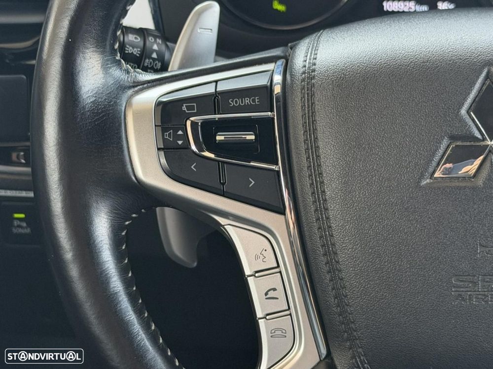 Mitsubishi Outlander 2.0 Instyle Navi - 12
