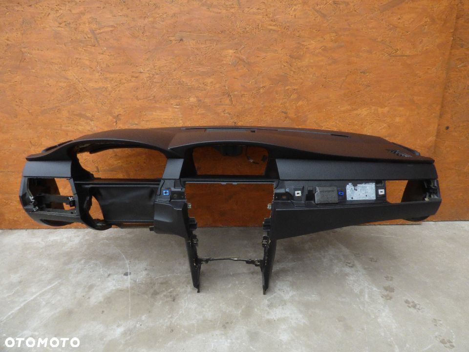 BMW E60 E61 PRZED LIFT DESKA KONSOLA  KOKPIT KLUCZYK - 1