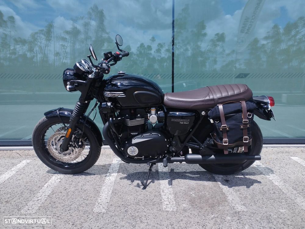 Triumph Bonneville T120 Black - 2