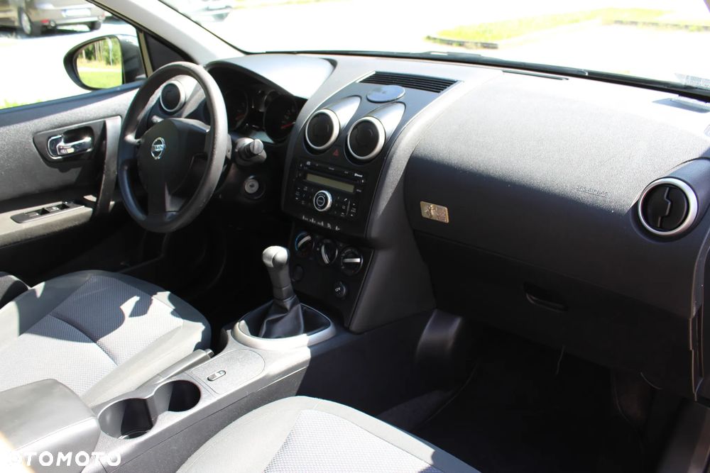 Nissan Qashqai 1.6 visia - 15