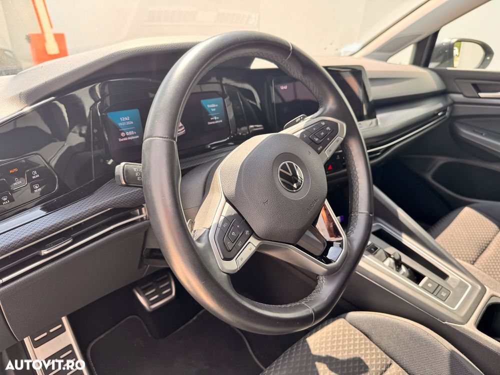 Volkswagen Golf 2.0 TDI SCR DSG Life - 8