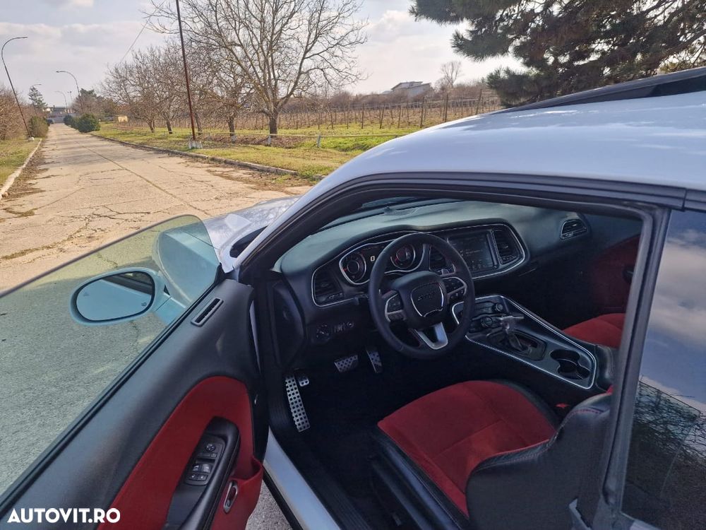 Dodge Challenger Automatik R/T Plus Scat Pack - 14