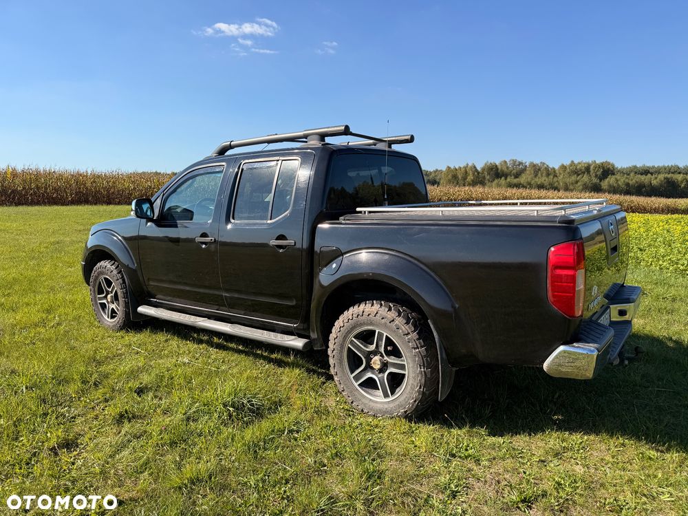 Nissan Navara 2.5 D Platinum - 5