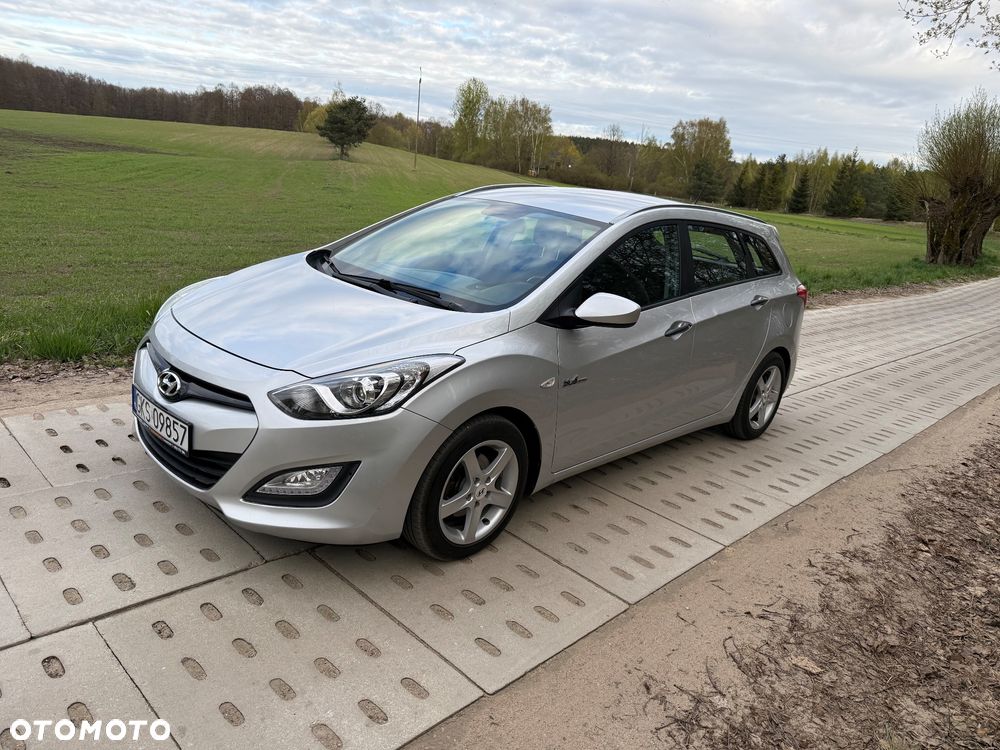 Hyundai i30 i30cw 1.6 CRDi Trend - 16