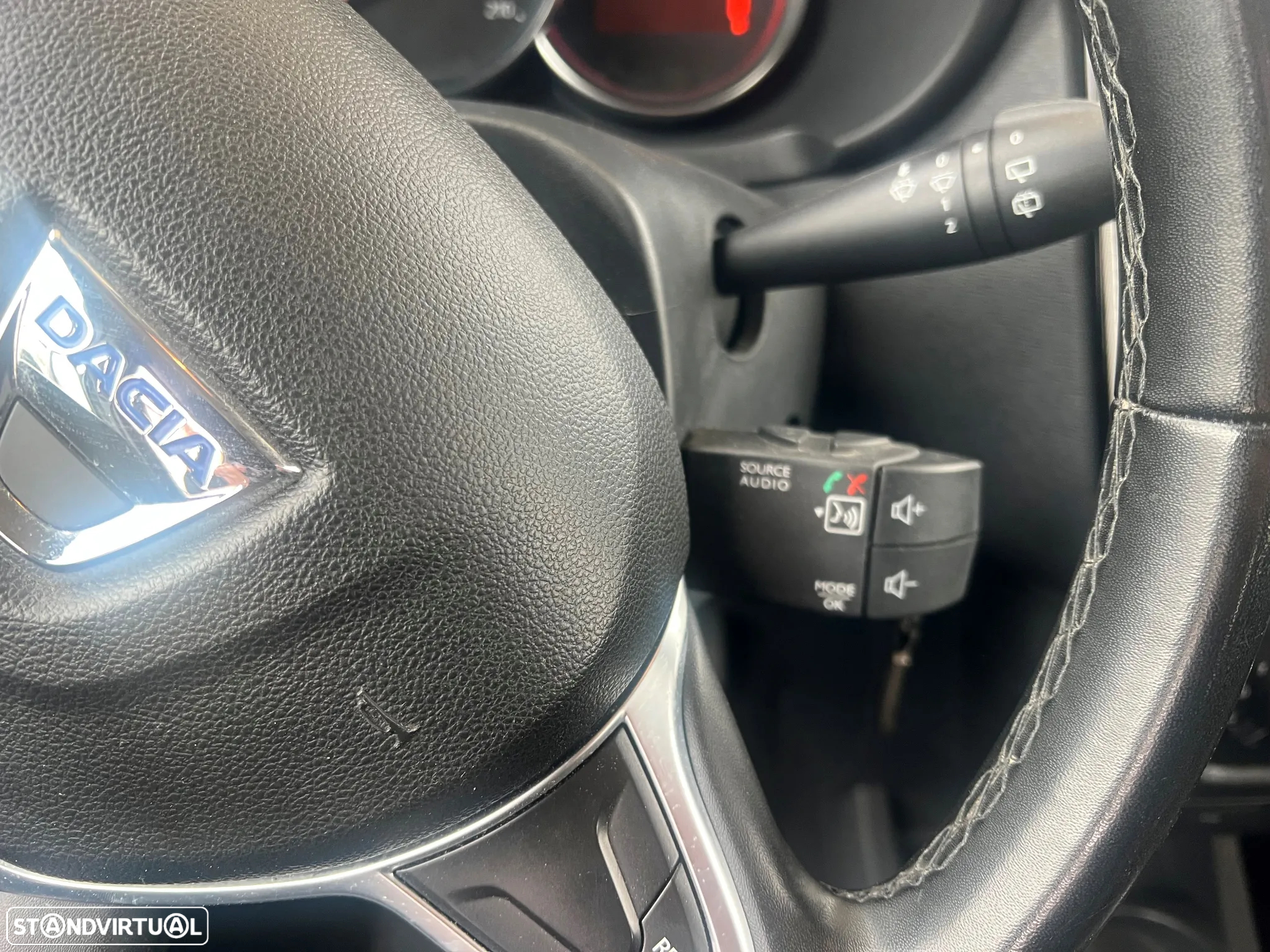 Dacia Lodgy 1.3 TCe Stepway 7L - 27
