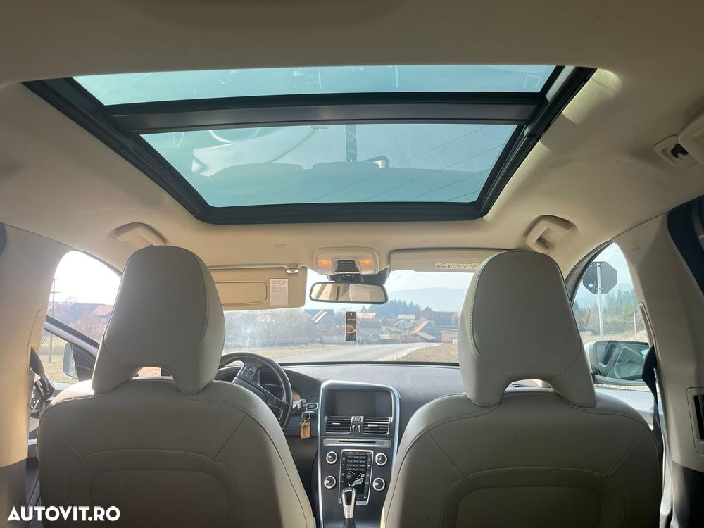 Volvo XC 60 D4 Summum - 5
