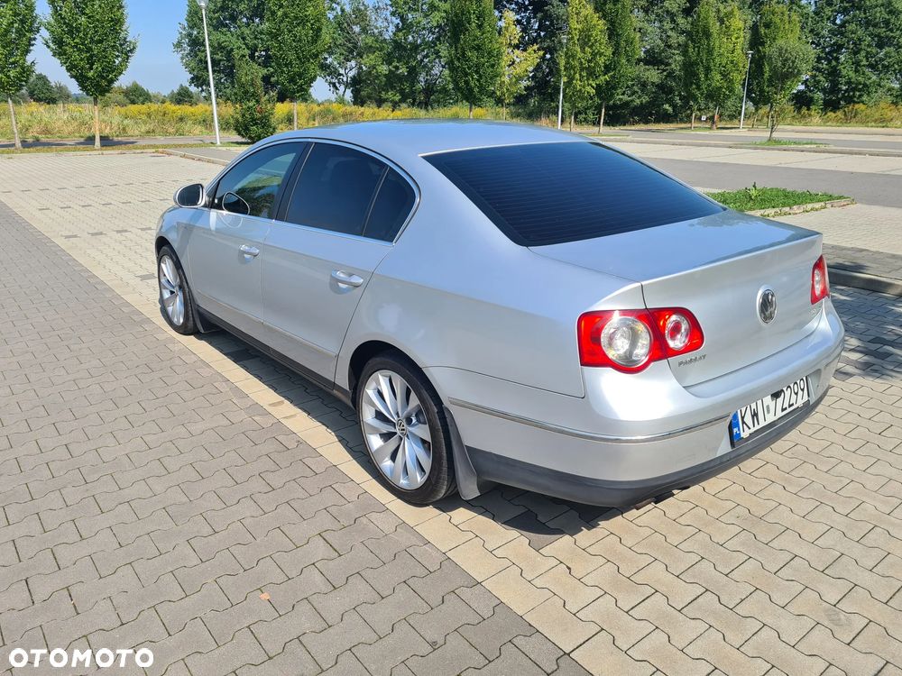 Volkswagen Passat 2.0 TDI Highline DSG - 10