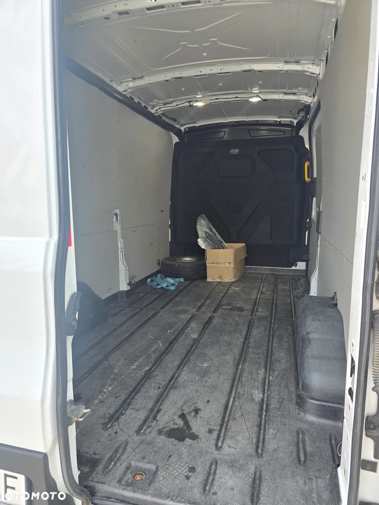 Ford transit - 16