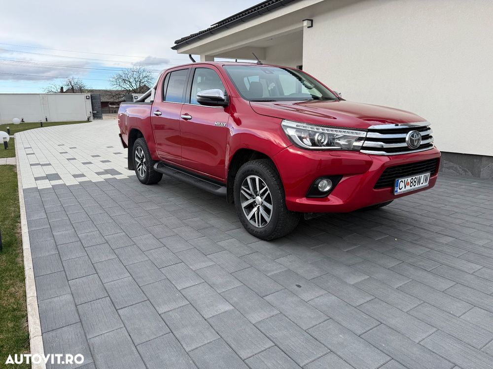 Toyota Hilux - 2