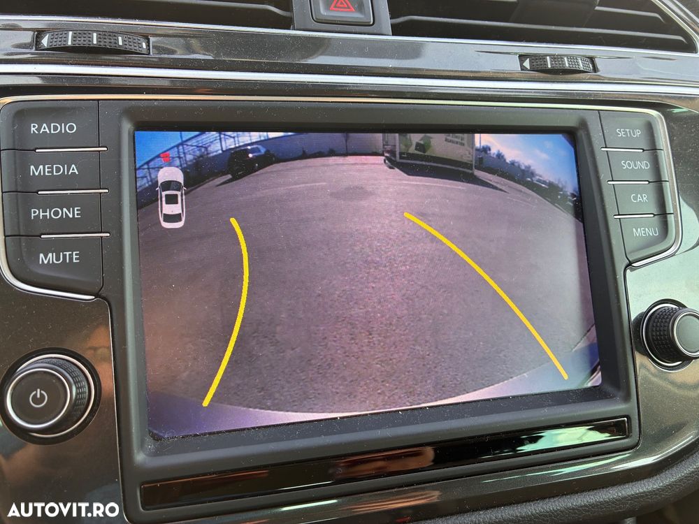 Volkswagen Tiguan 2.0 TDI DPF DSG 4Mot Comfortline - 15