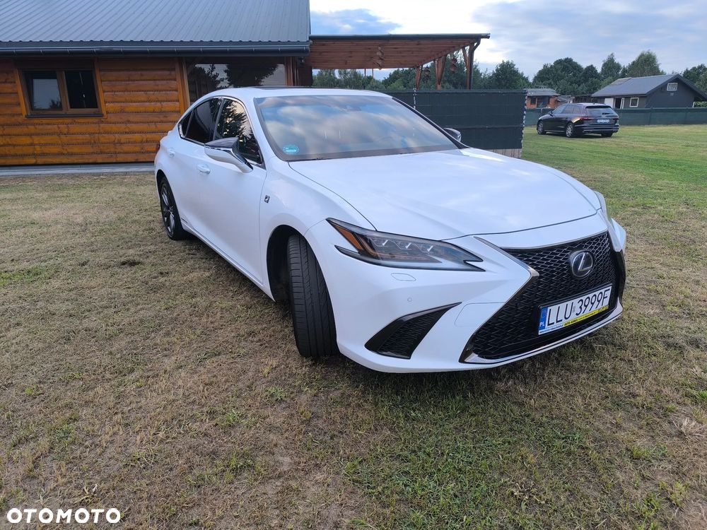 Lexus ES 300h F Sport Edition - 6