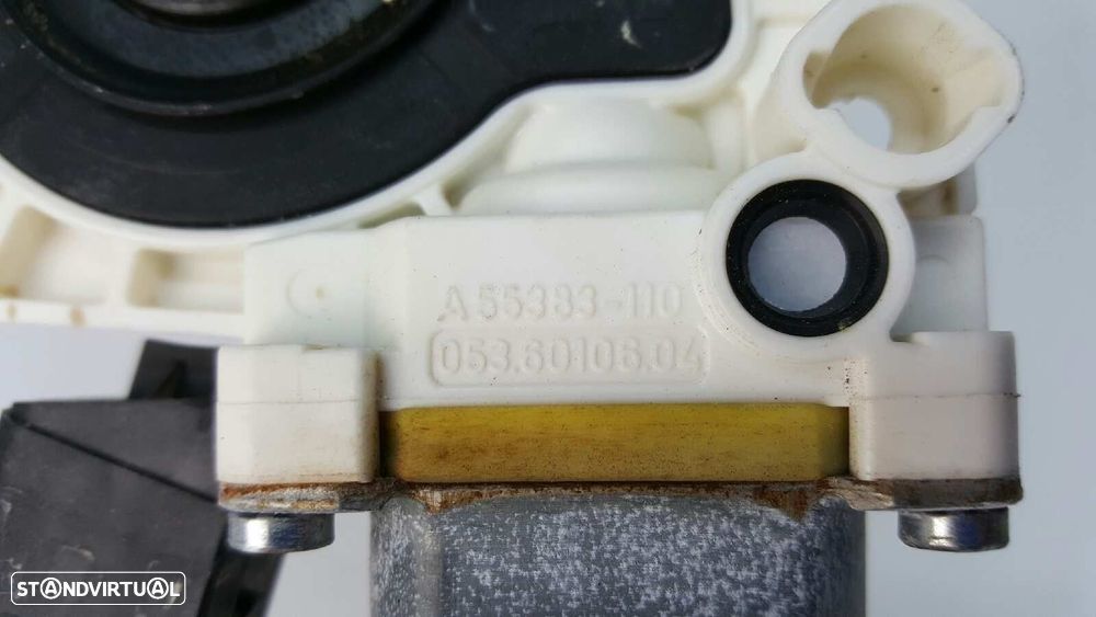 MOTOR ELEVADOR FRENTE ESQUERDO MERCEDES CLASE CLA (W117) CLA 200 CDI (117.308) - 4